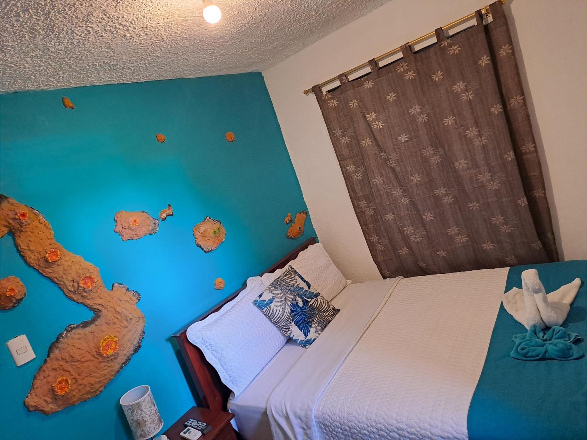 Suite Galarous Island Puerto Ayora  Exteriör bild