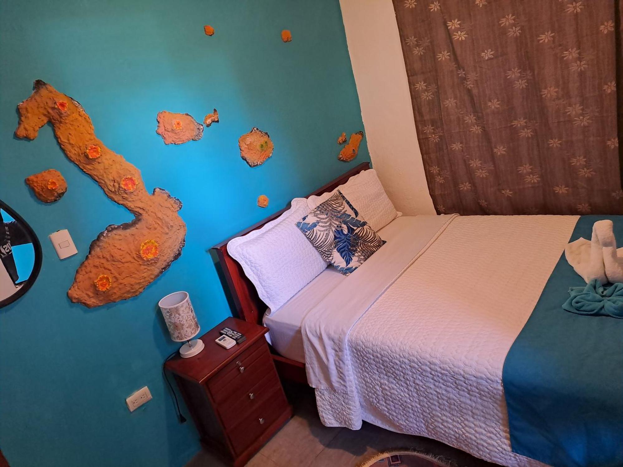 Suite Galarous Island Puerto Ayora  Exteriör bild